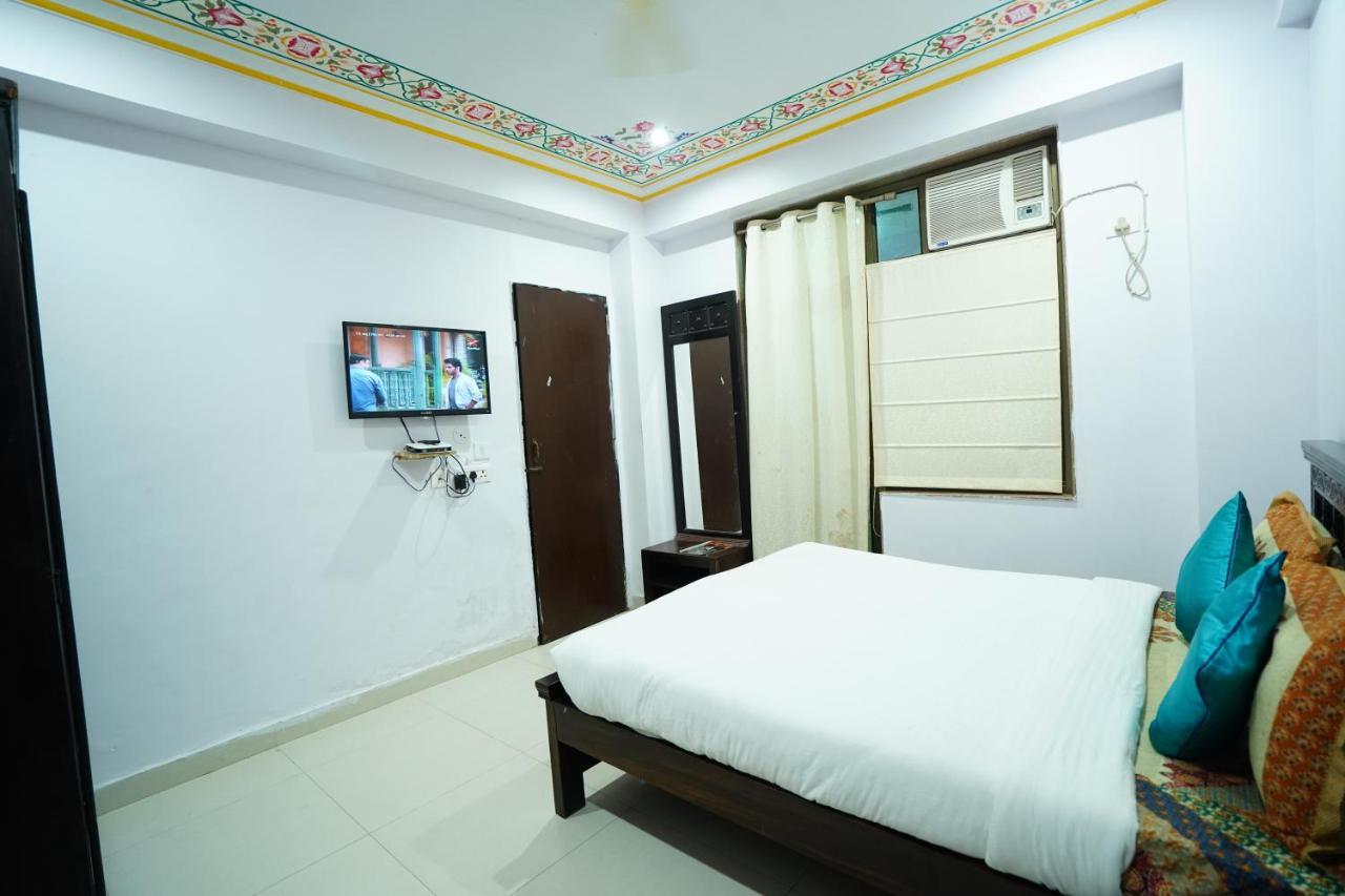 Hotel Jal Mahal Haveli Джайпур Екстер'єр фото
